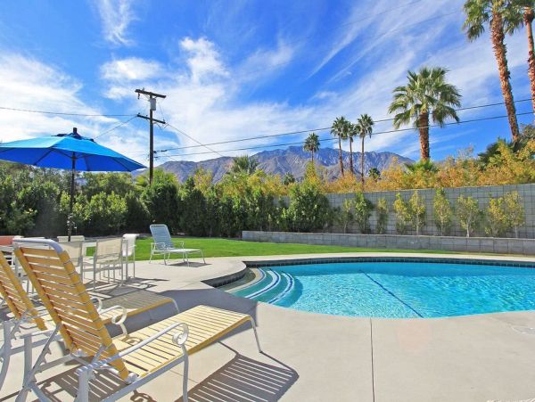 Palm Springs Home 949040