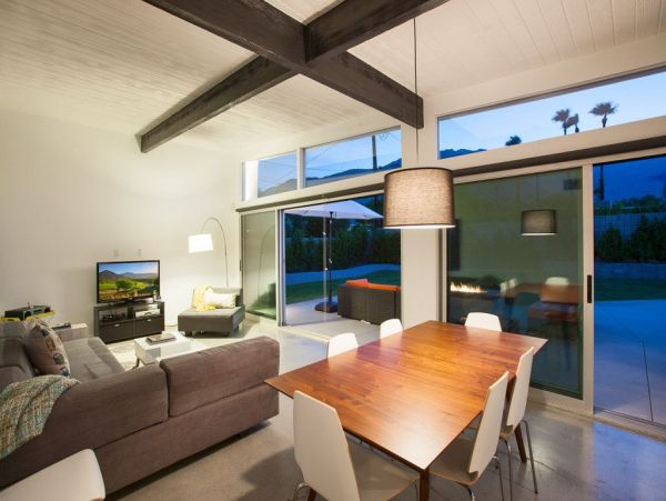 Palm Springs Home 949040