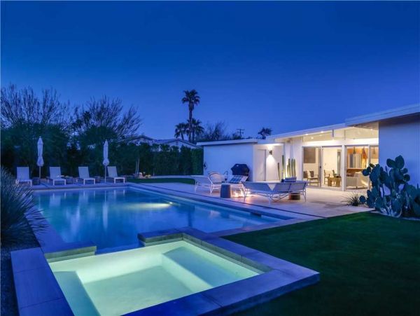 Palm Springs Home 949042