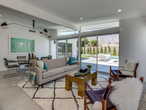 Palm Springs Home 949042