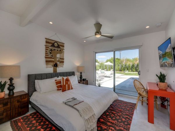 Palm Springs Home 949042
