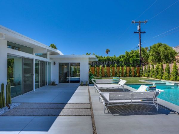 Palm Springs Home 949042