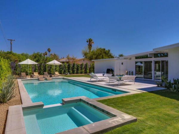 Palm Springs Home 949042