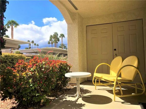 Palm Springs Home 949043