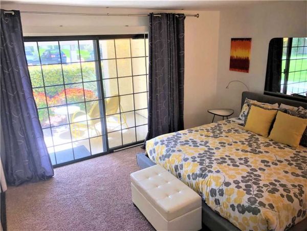 Palm Springs Home 949043