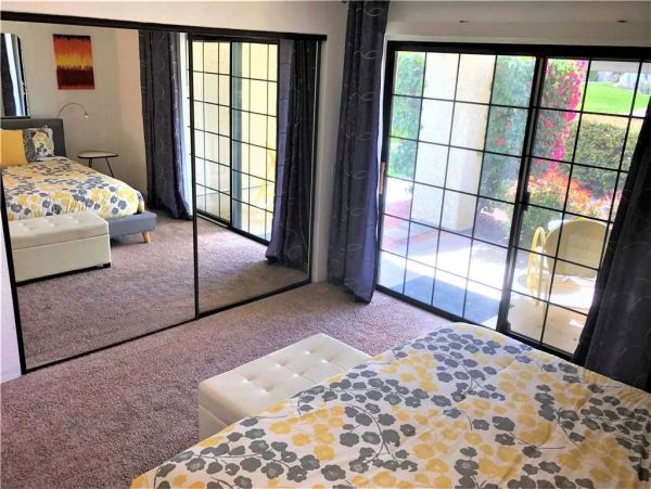 Palm Springs Home 949043
