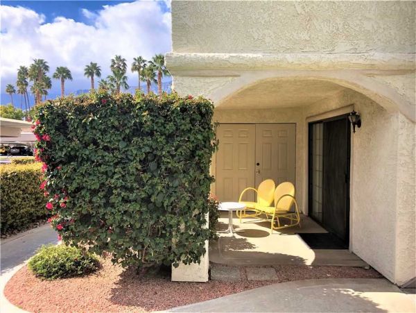 Palm Springs Home 949043