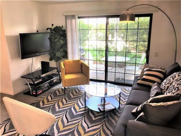 Palm Springs Home 949043