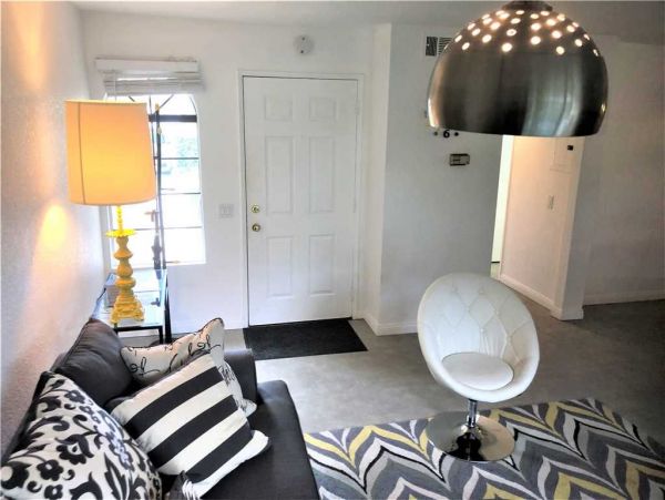 Palm Springs Home 949043