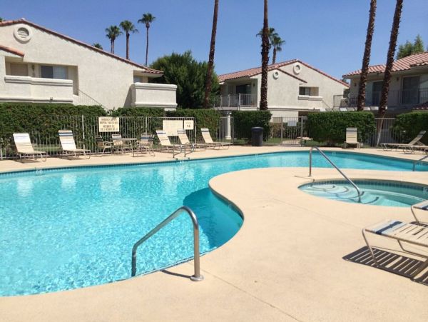 Palm Springs Home 949043