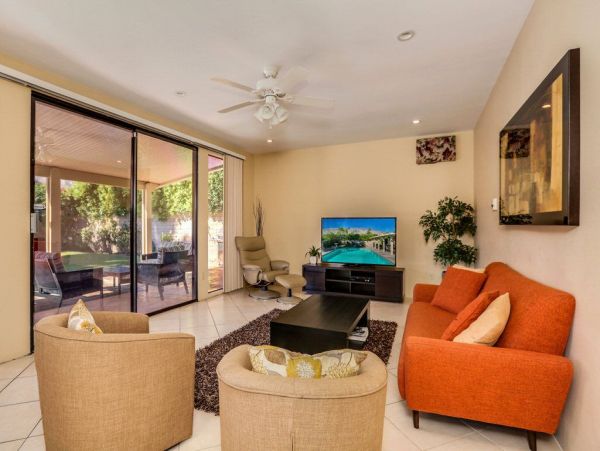 Palm Springs Home 949044