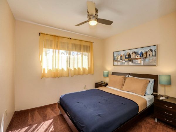 Palm Springs Home 949044