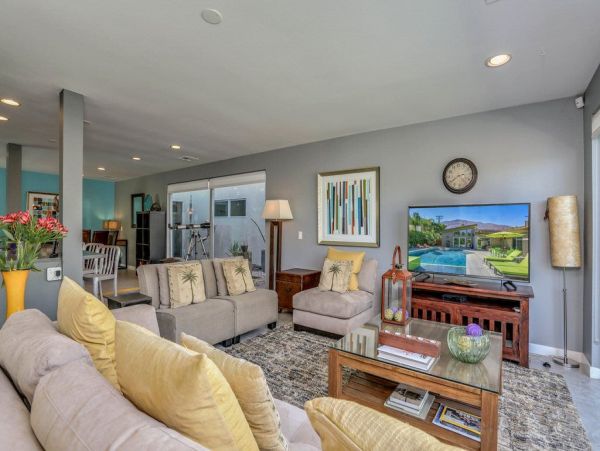 Palm Springs Home 949045