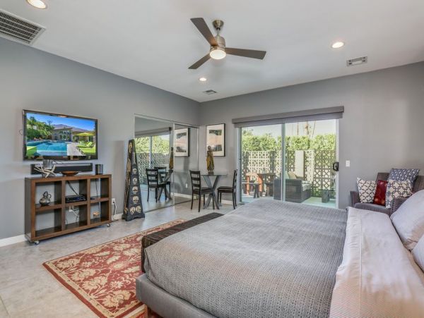 Palm Springs Home 949045