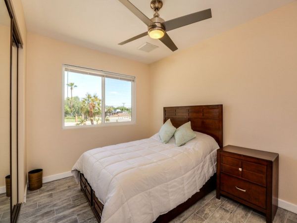 Palm Springs Home 949046