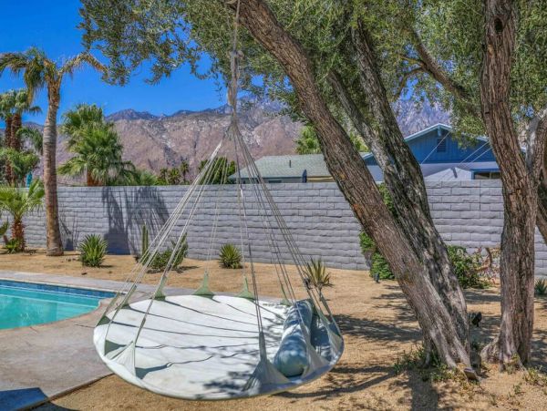 Palm Springs Home 949046