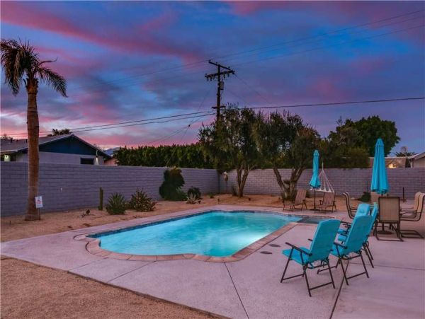 Palm Springs Home 949046