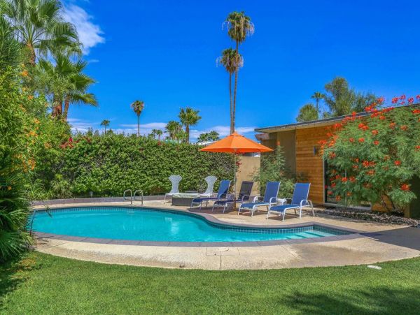 Palm Springs Home 949047