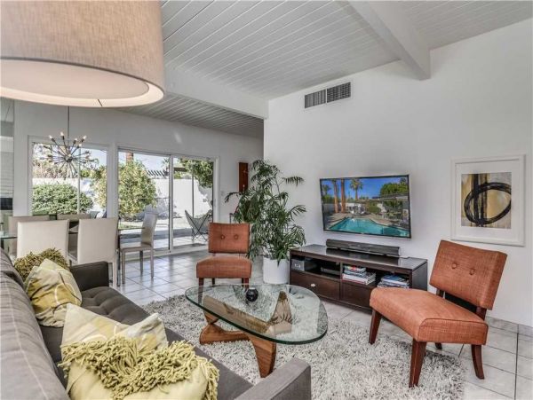 Palm Springs Home 949048