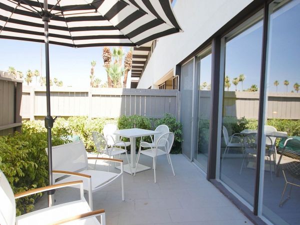 Palm Springs Home 949050