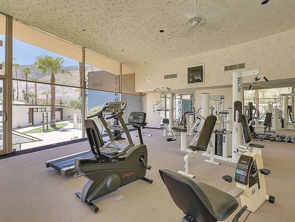 Palm Springs Home 949050