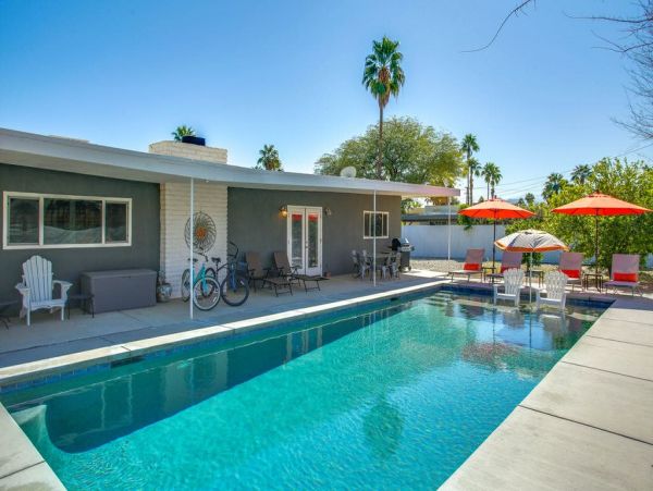 Palm Springs Home 949053