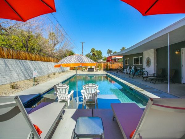 Palm Springs Home 949053