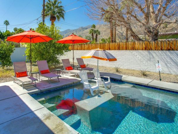 Palm Springs Home 949053