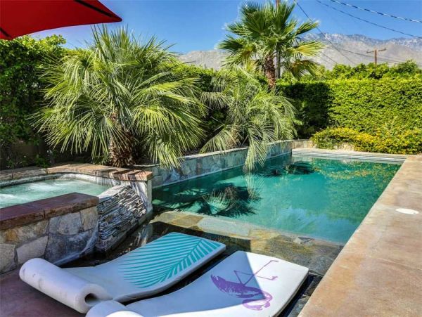 Palm Springs Home 949054