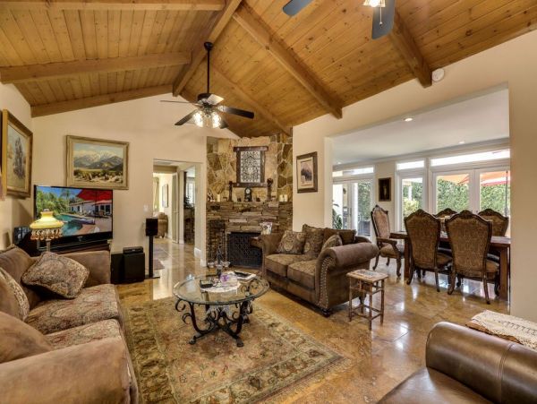 Palm Springs Home 949054