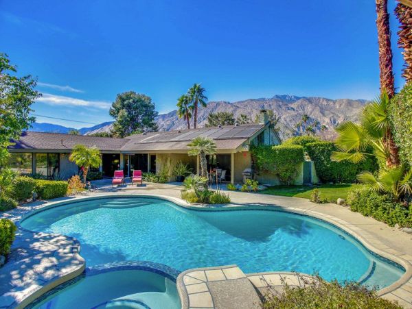 Palm Springs Home 949058