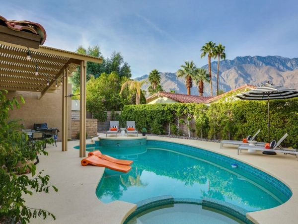 Palm Springs Home 949059