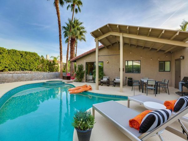 Palm Springs Home 949059