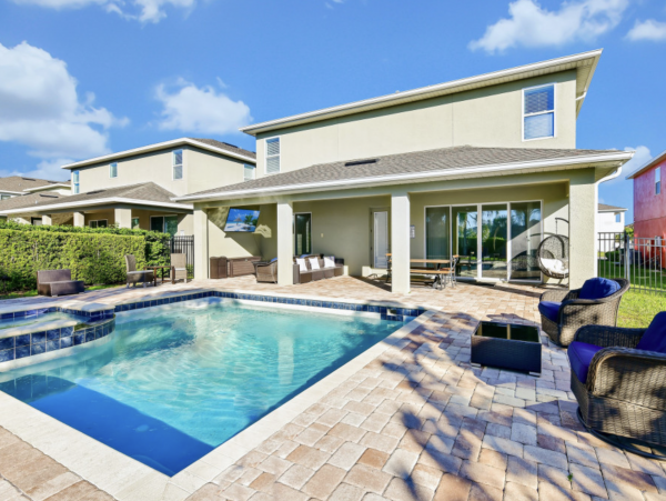 Orlando 10 Bedroom Lovely Pool Vacation Home