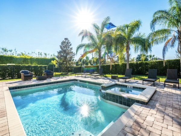 Orlando 10 Bedroom Lovely Pool Vacation Home
