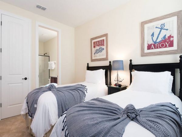Orlando Luxury Ten-Bedroom Home