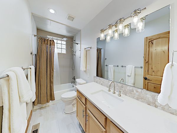 Breckenridge Vacation Home Sleeps 6 Guests Mountain View