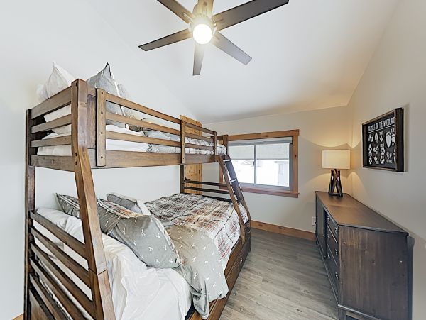 Breckenridge Vacation Home Sleeps 6 Guests Mountain View