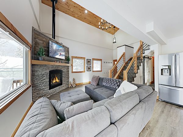Breckenridge Vacation Home Sleeps 6 Guests Mountain View