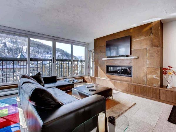 Luxury Three Bedroom Walk to Lift Condo in Vail Sleeps 6