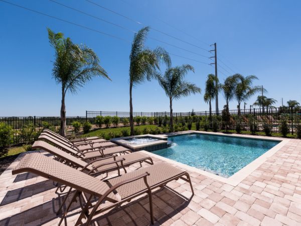 Beautiful Kissimmee Vacation Pool Home Sleeps 22 Guests