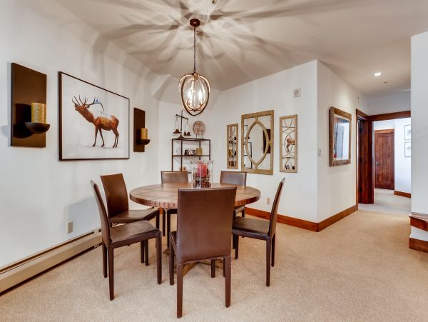Breckenridge Luxury Vacation Rental with Spa Sleeps 10