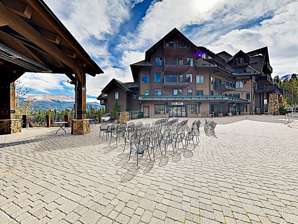 Breckenridge Luxury Vacation Rental with Spa Sleeps 10