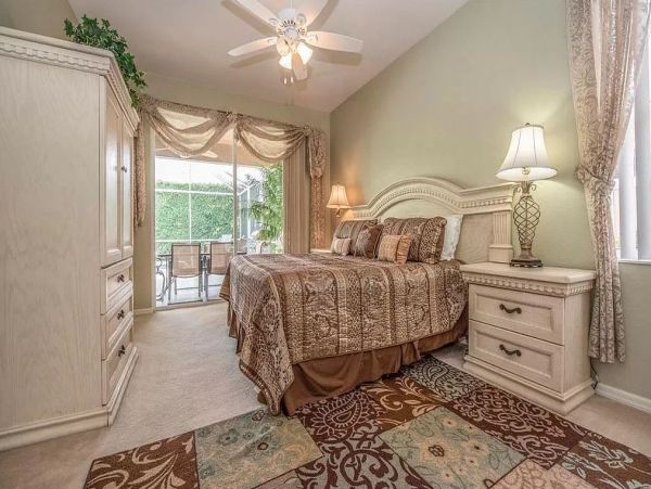 Naples Three Bedroom Rental Home with Private Caged Pool