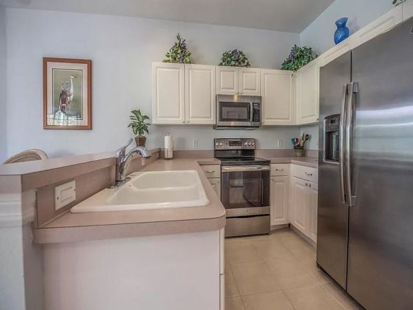 Naples Three Bedroom Rental Home with Private Caged Pool