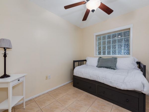 Sarasota Vacation Home Sleeps 6 Guests