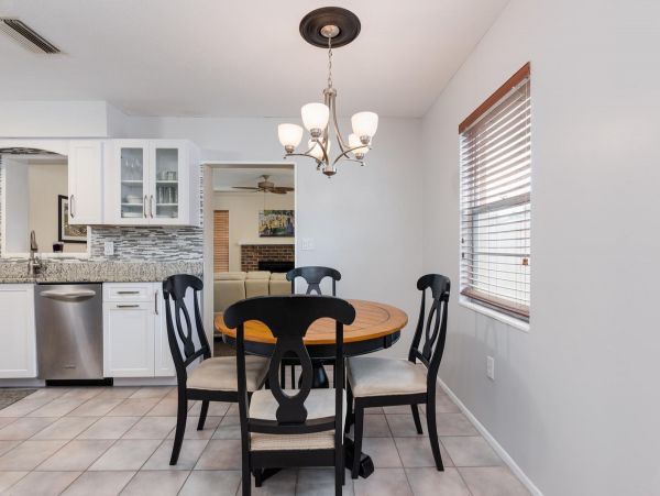 Sarasota Vacation Home Sleeps 6 Guests