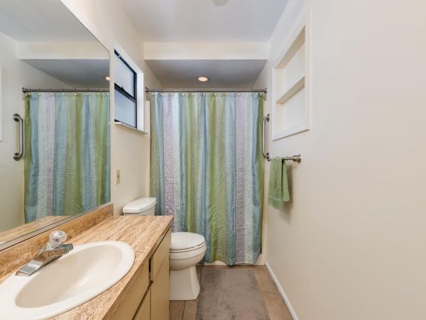 Sarasota Vacation Home Sleeps 6 Guests