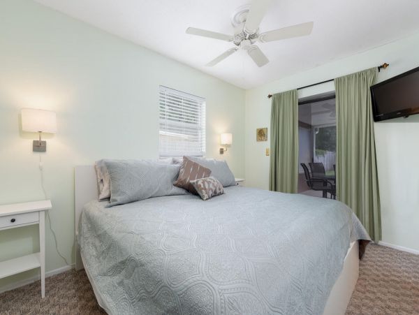 Sarasota Vacation Home Sleeps 6 Guests