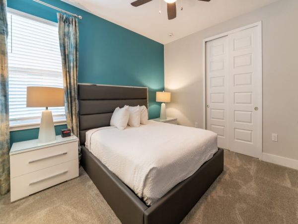 Orlando Vacation Rental Villa Near Disney World – 7 Bedrooms, Pool & Theater